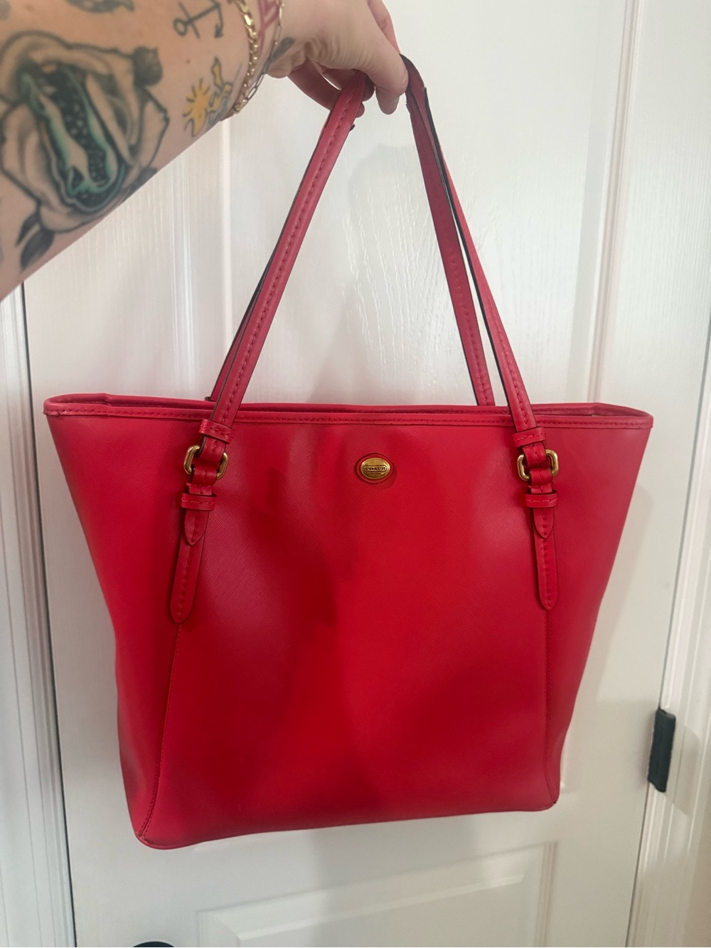 COACH Peyton Leather Zip Tote Bag Coral F27349